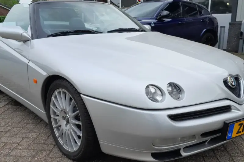 Alfa Romeo Spider (1999)