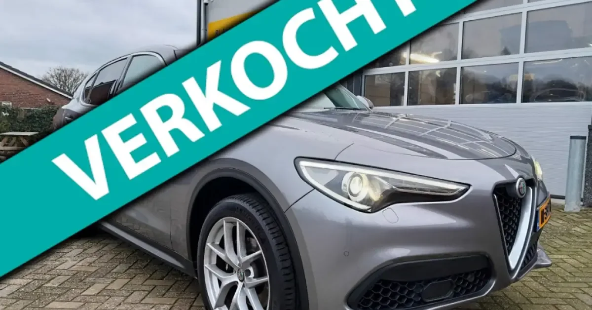 Alfa Romeo Stelvio (2017) — foto 1