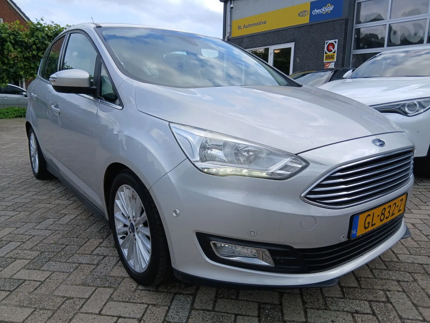 Ford C-Max (2015) — foto 1