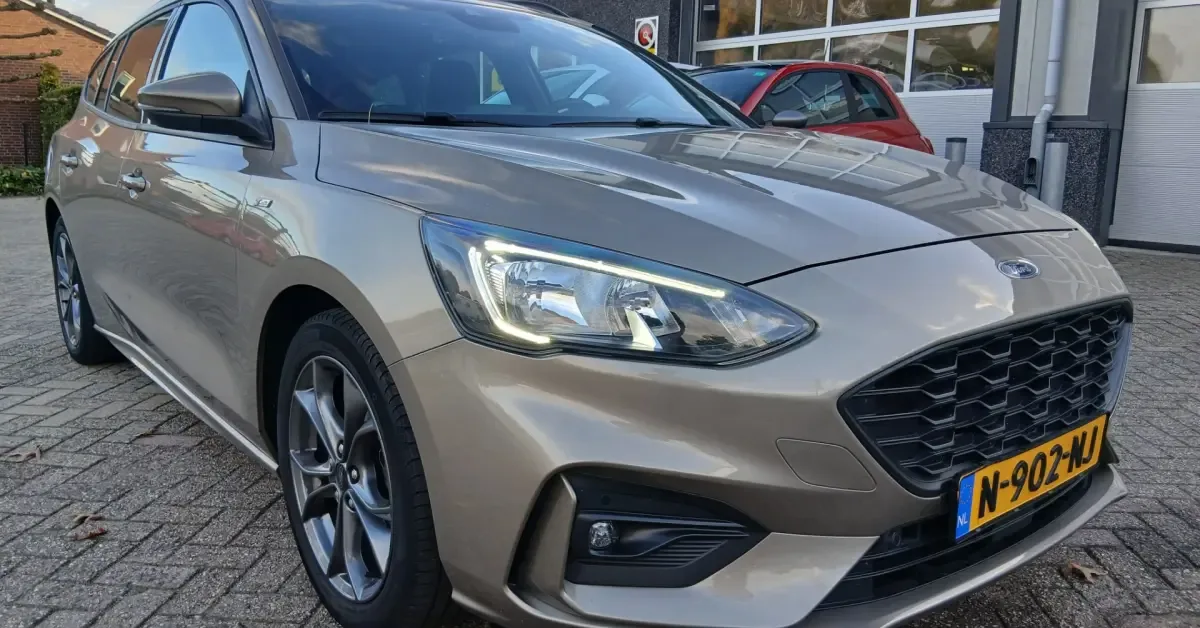 Ford Focus (2019) — foto 1