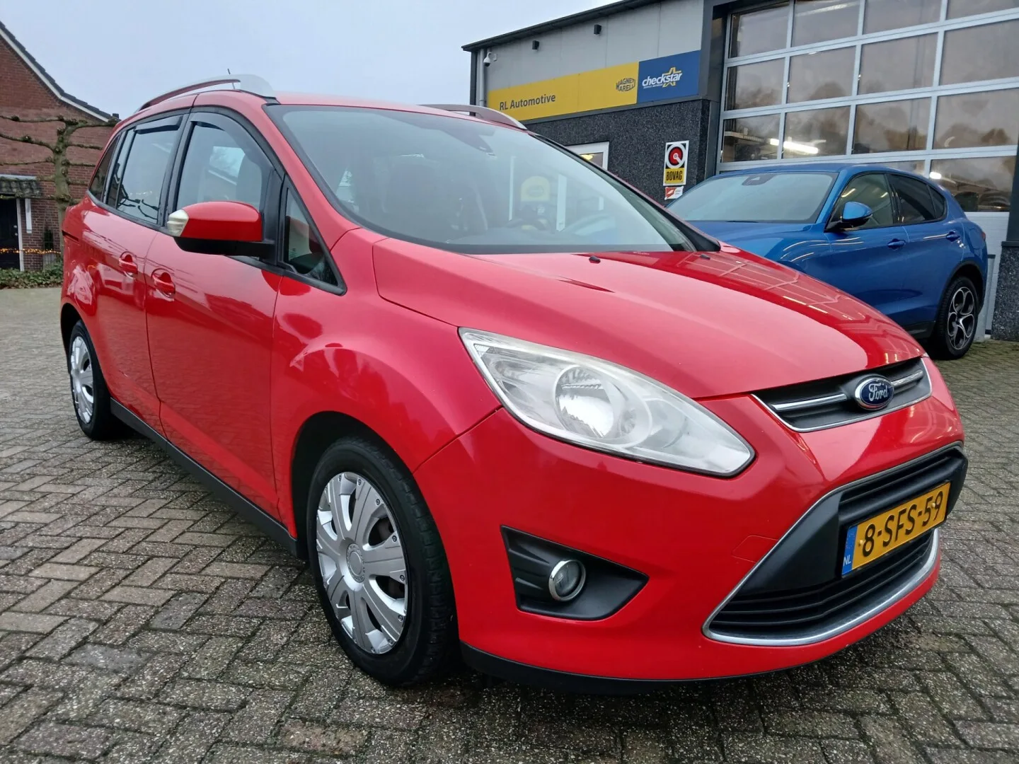 Ford Grand C-Max (2013) — foto 1