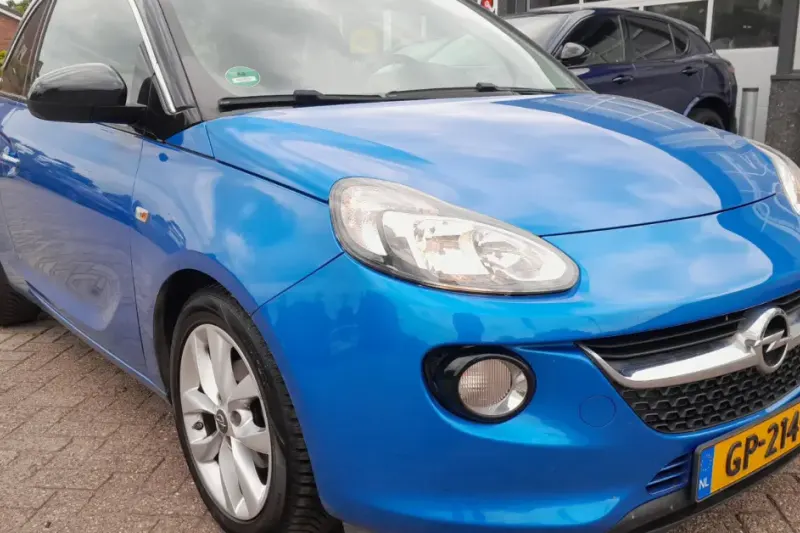 Opel Adam (2015)