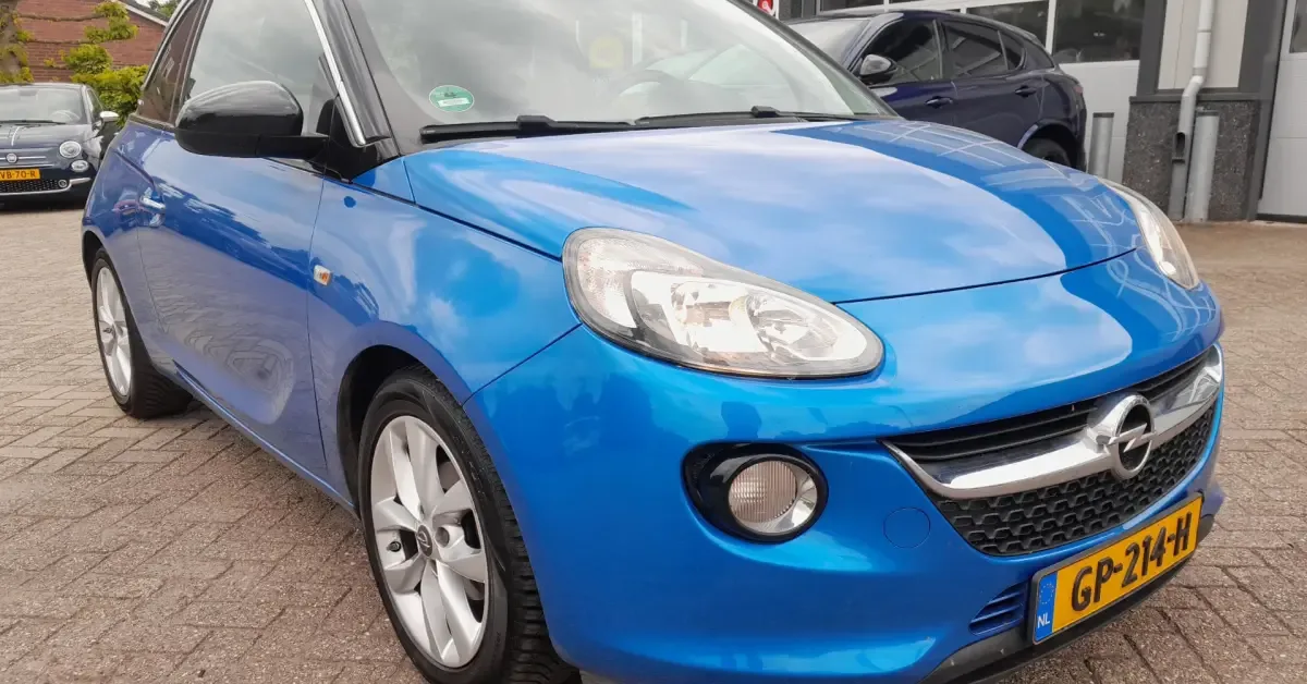 Opel Adam (2015) — foto 1