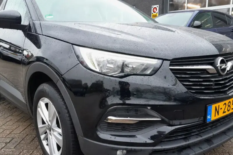 Opel Grandland (2019)