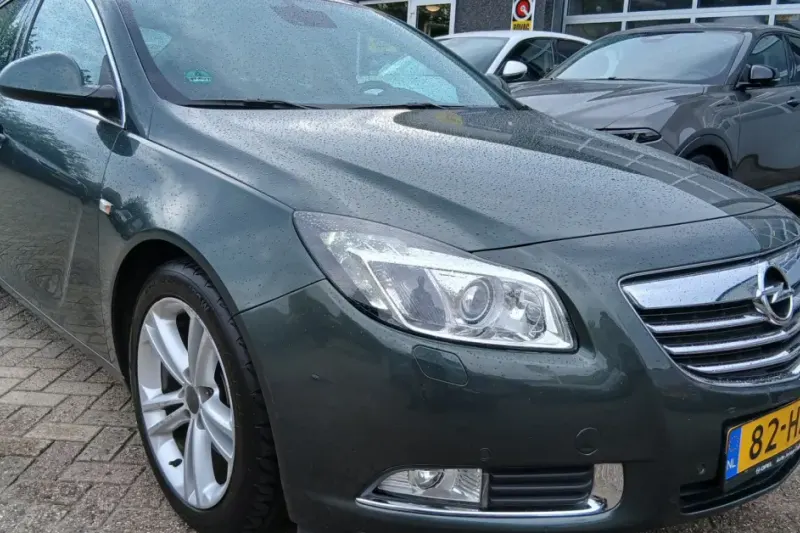 Opel Insignia (2009)