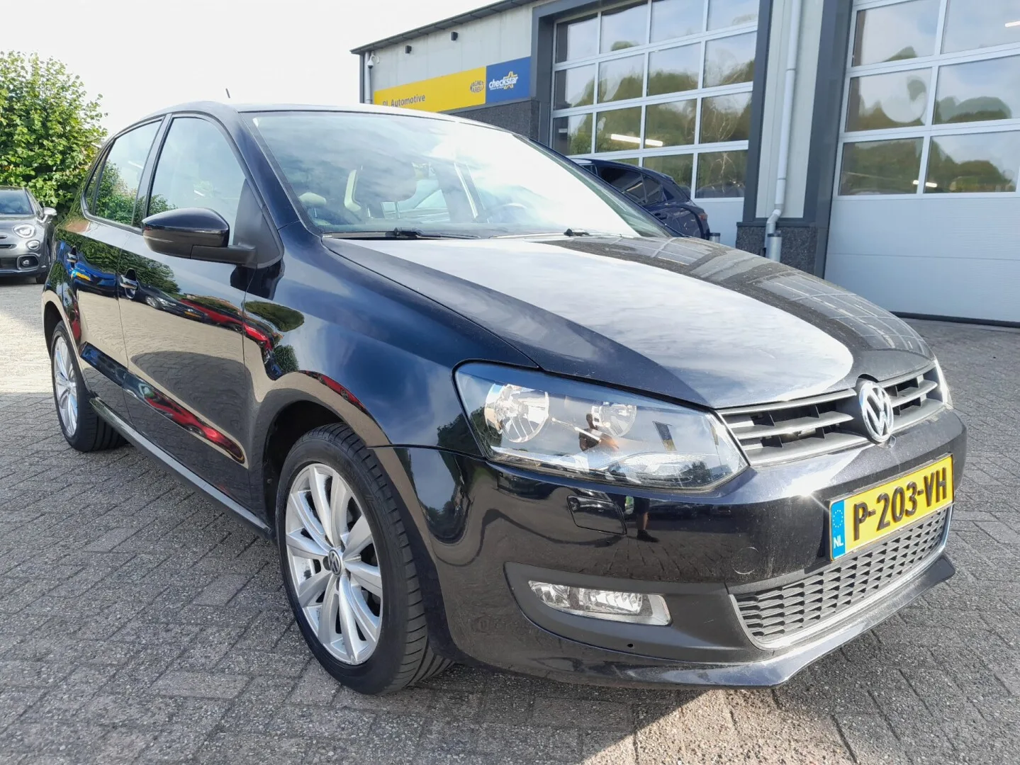 Volkswagen Polo (2009) — foto 1