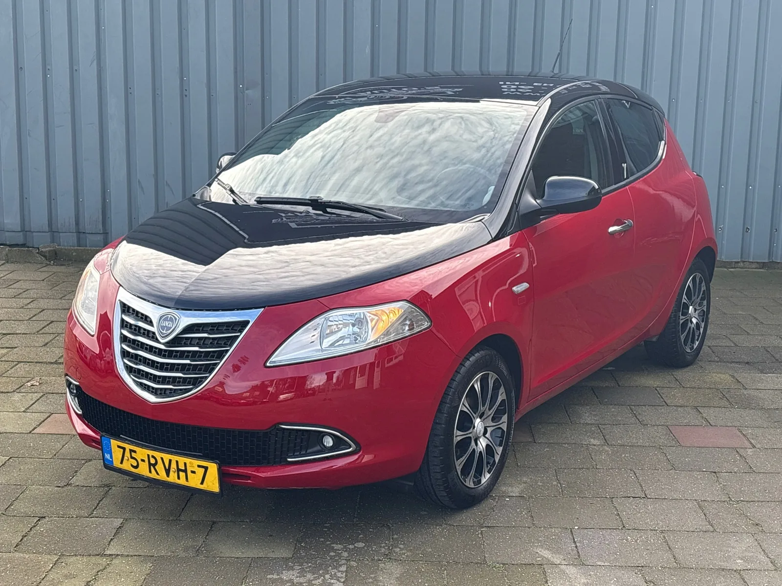 Lancia Ypsilon (2011) — foto 1