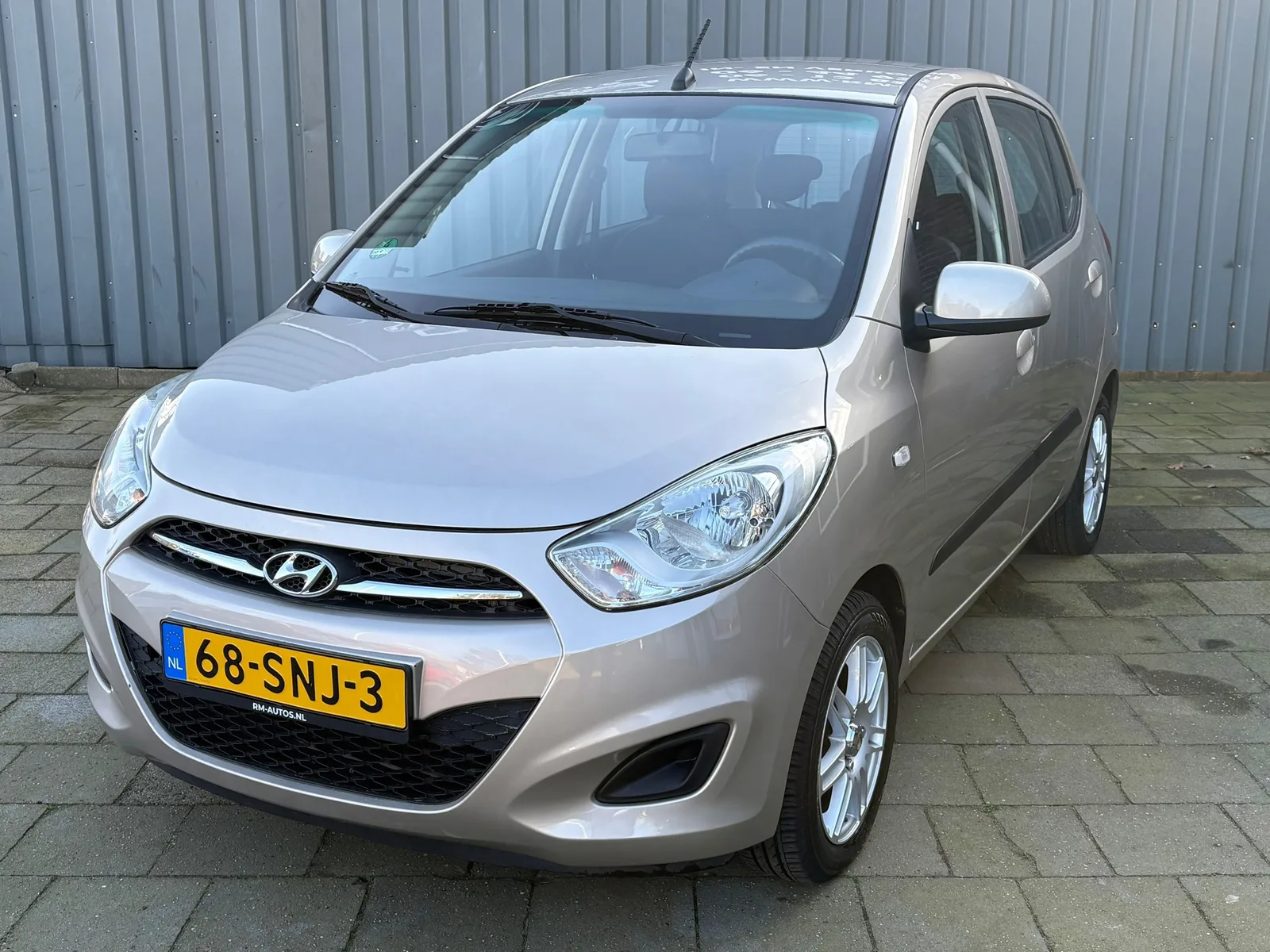 Hyundai i10 (2011) — foto 1