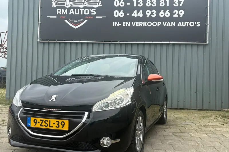Peugeot 208 (2015)