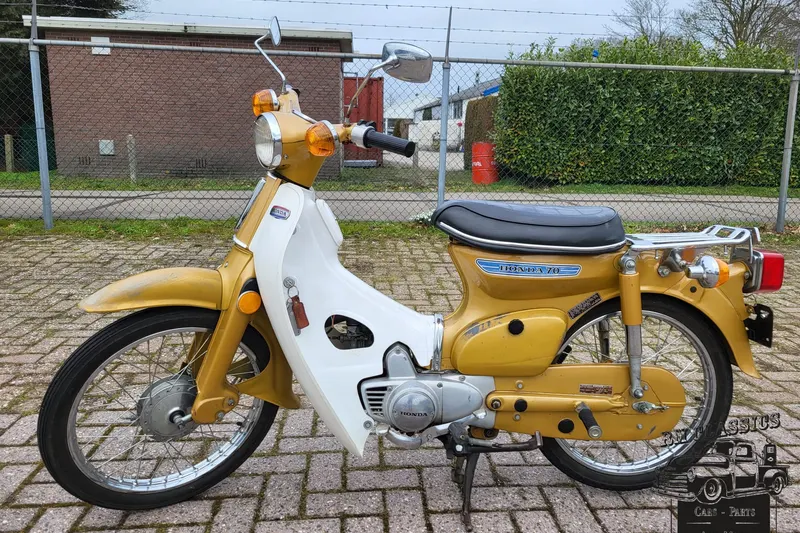 Honda C70 (1973)