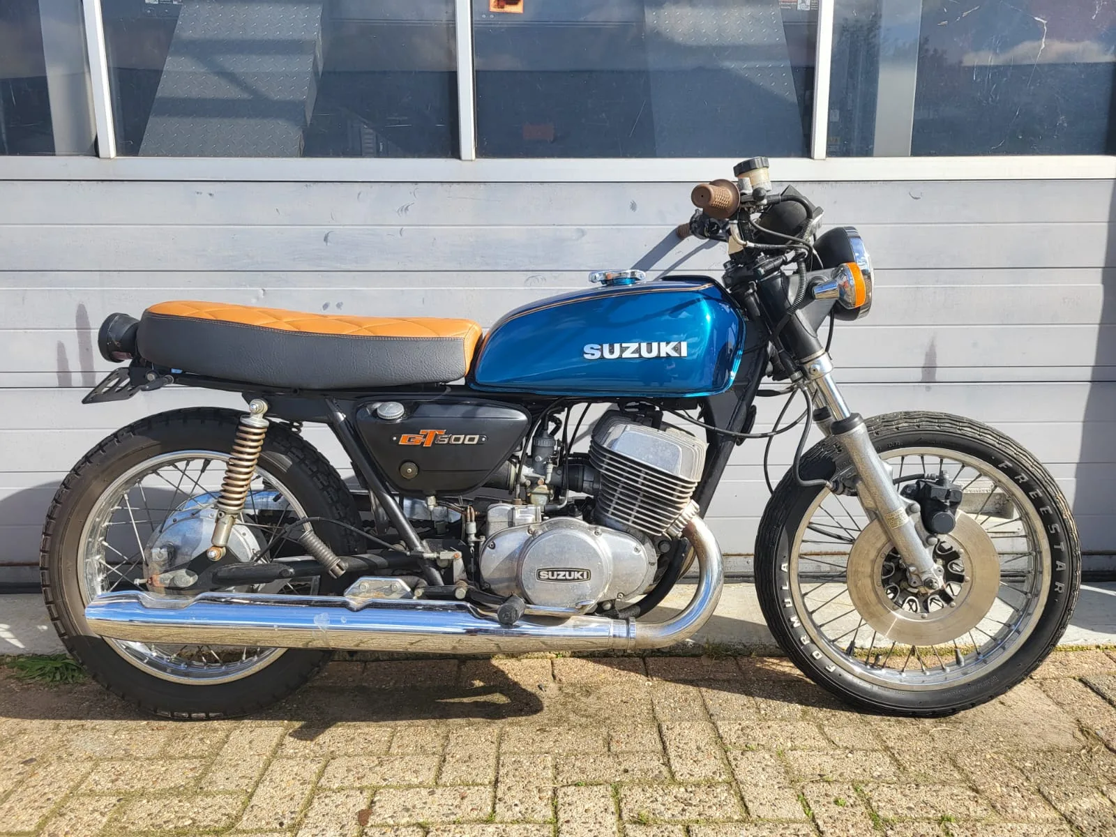 Suzuki GT 500 (1974) — foto 1