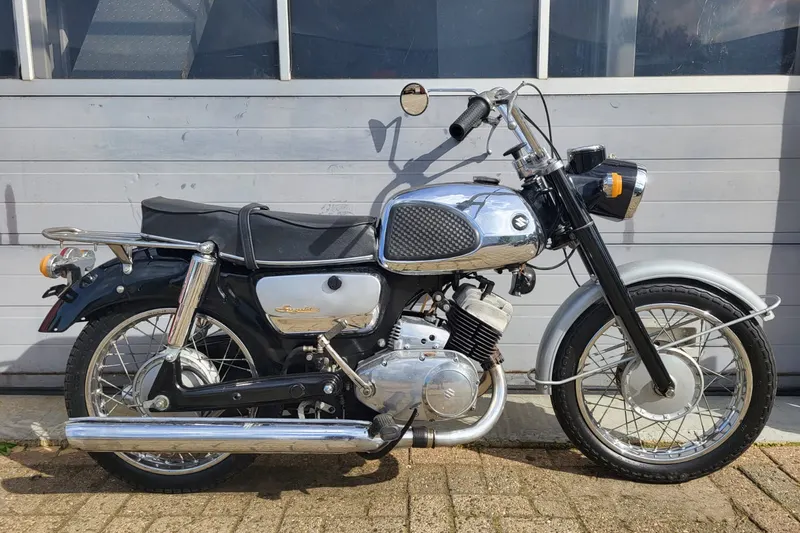 Suzuki T 10 (1964)