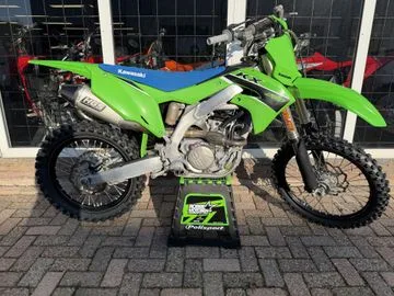 Kawasaki KX 250 (2023) — foto 1