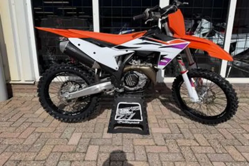 KTM 450 SX-F (2024)