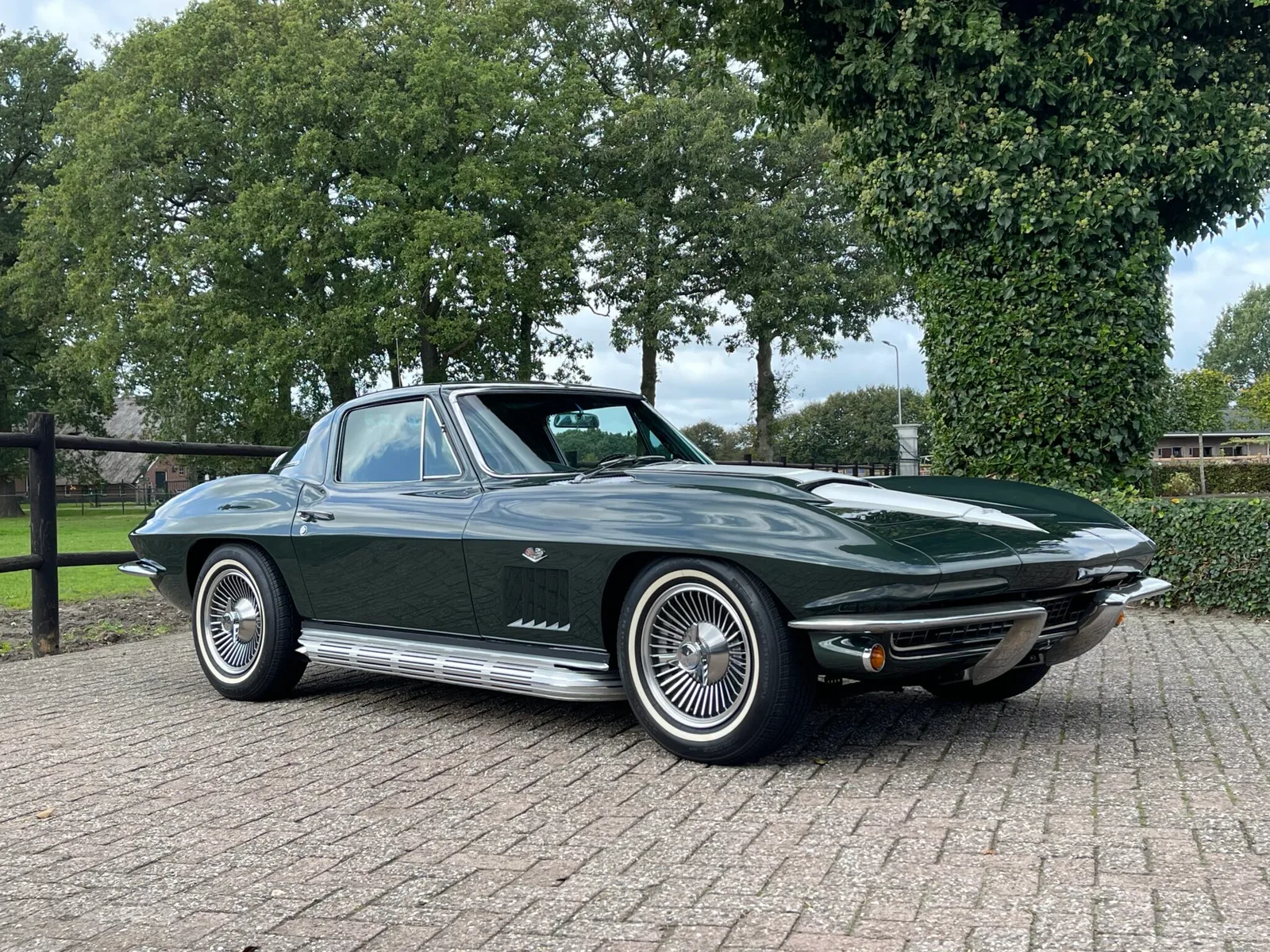 Chevrolet Corvette (1967) — foto 1