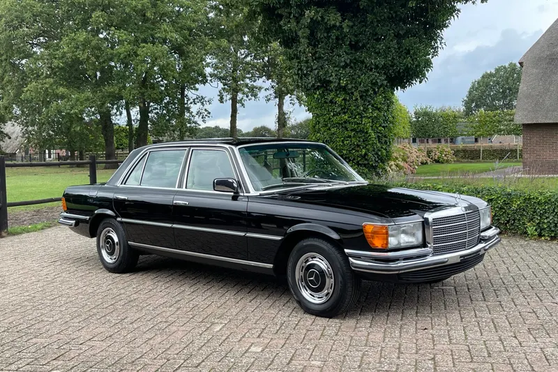 Mercedes-Benz 400-Serie (1977)