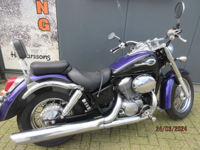 Honda VT 750C2 Shadow (1998) — foto 1