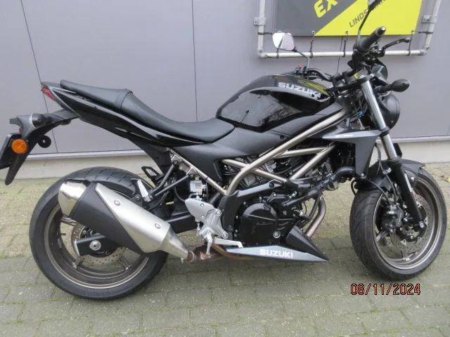 Suzuki SV650 (2023) — foto 1