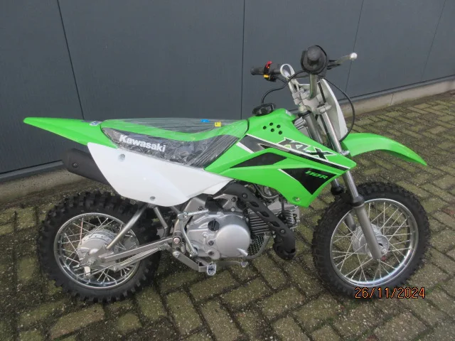Kawasaki KLX 110 (2024) — foto 1