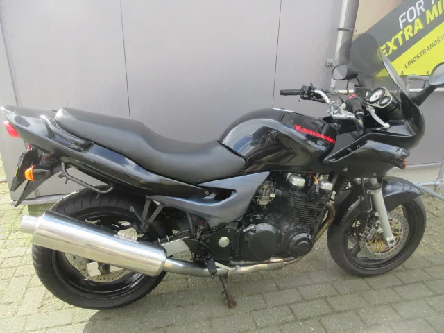 Kawasaki ZR-7 S (2001) — foto 1