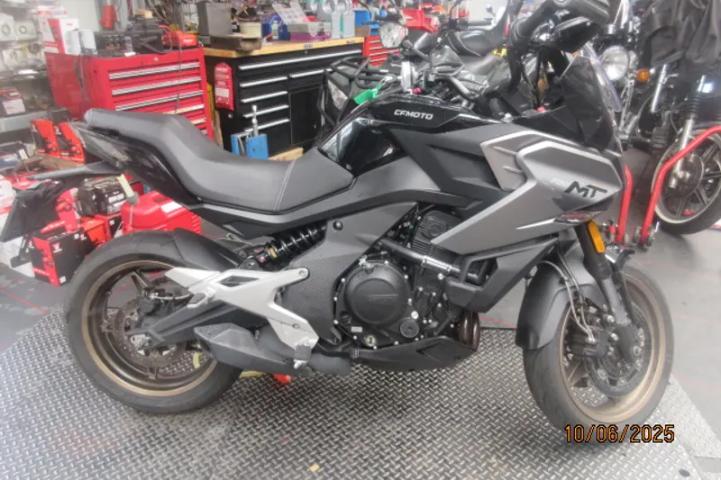CFMoto MT 700 (2024)