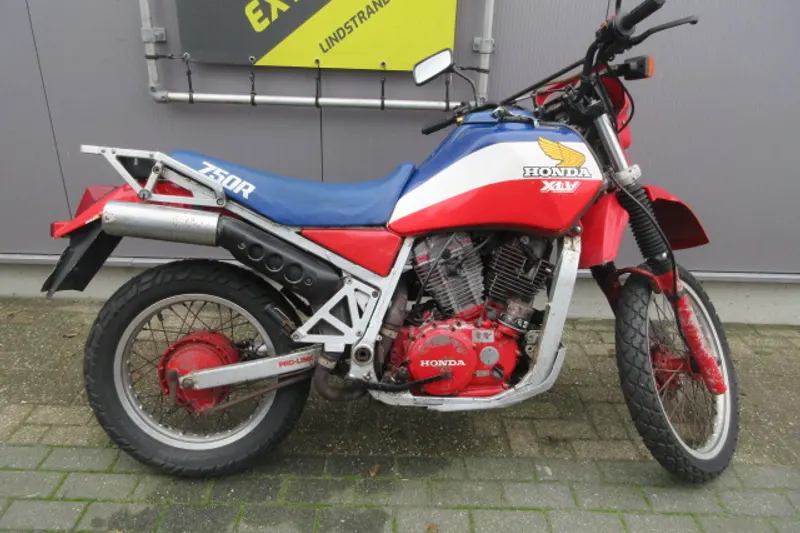Honda XLV 750 R (1985)
