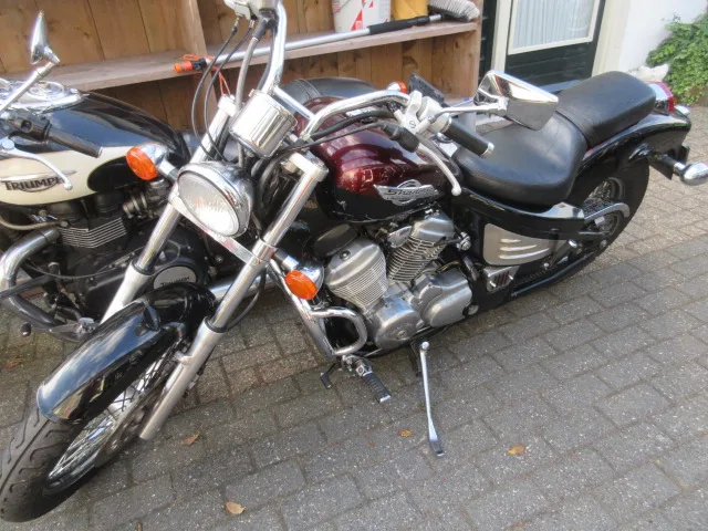 Honda VT 600C Shadow (1996) — foto 1