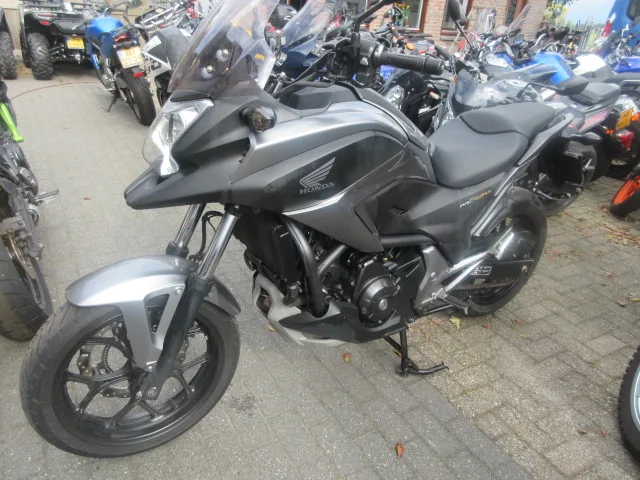 Honda NC750X (2015) — foto 1