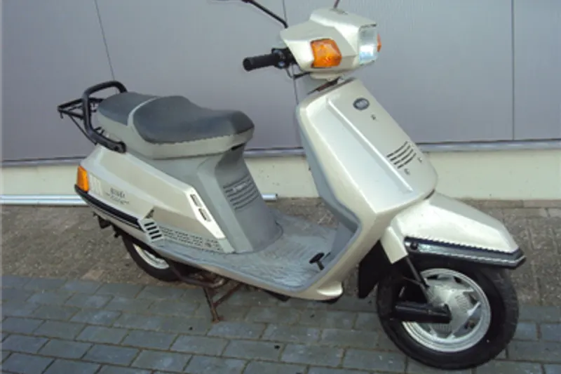 Yamaha XC 125 Beluga (1998)