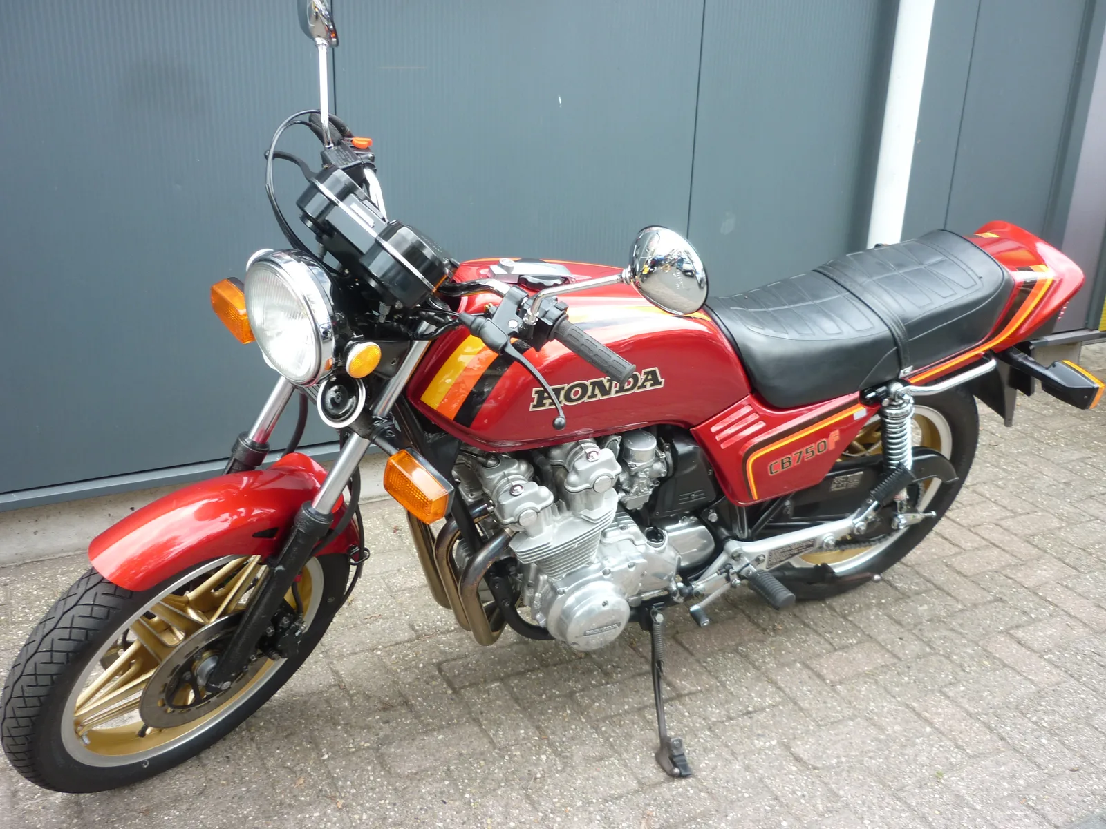 Honda CB750F (1983) — foto 1