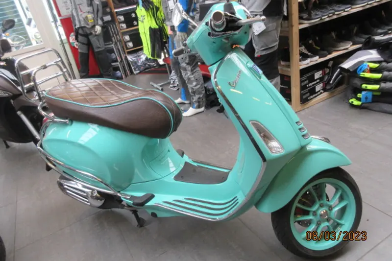 Vespa Primavera (2020)