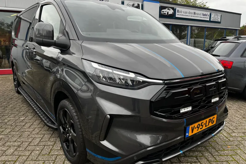 Ford Transit Custom (2024)