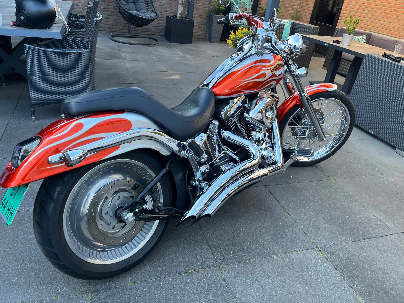 Harley-Davidson Chopper FXSTD Deuce Screamin Eagle uitvoeing (2004) — foto 1
