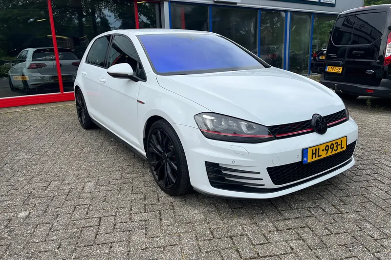 Volkswagen Golf (2014)