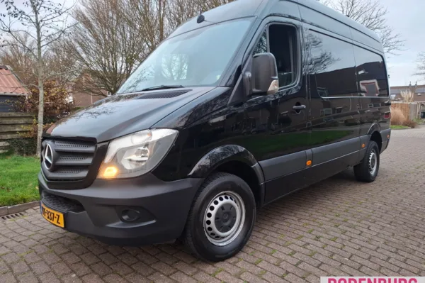 Mercedes-Benz Sprinter (2016) — foto 1