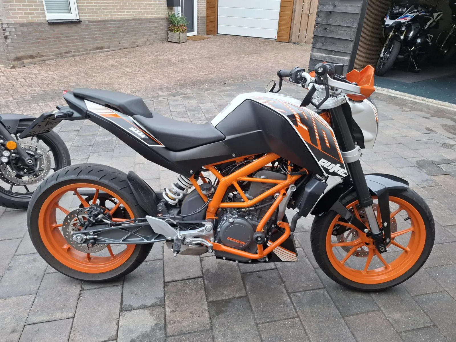KTM 390 Duke (2014) — foto 1