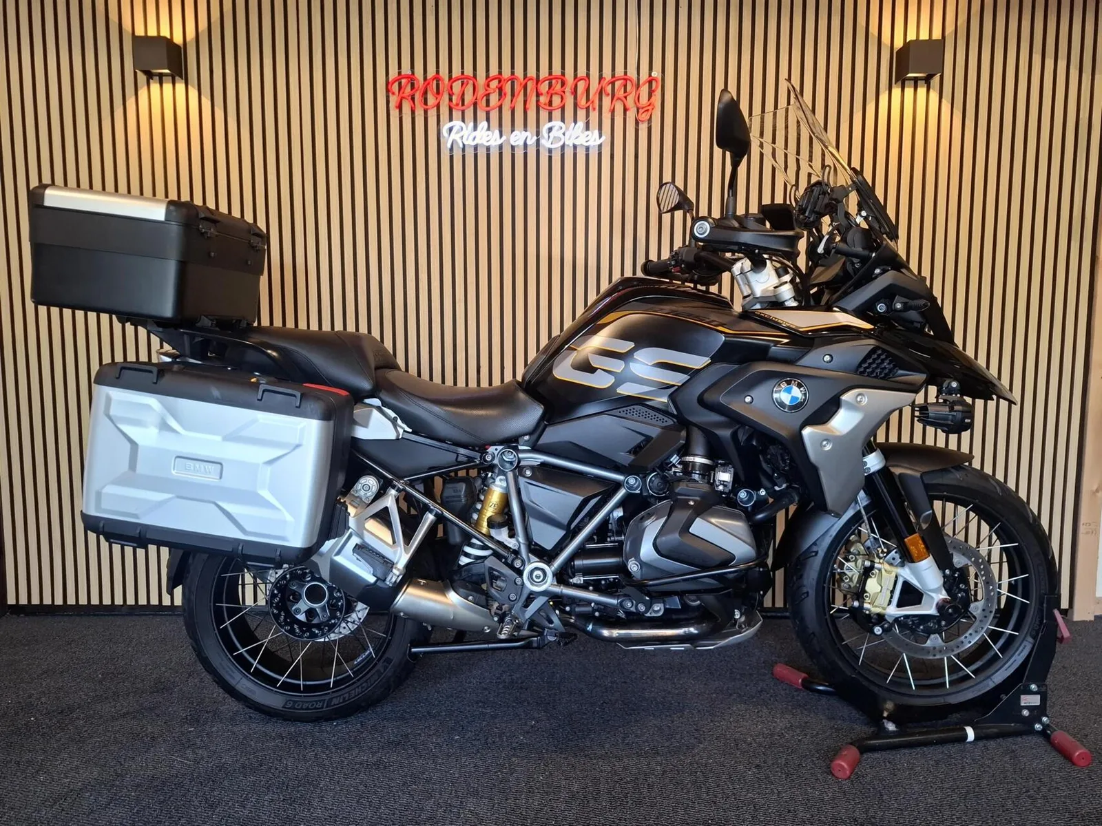 BMW R 1250 GS (2019) — foto 1