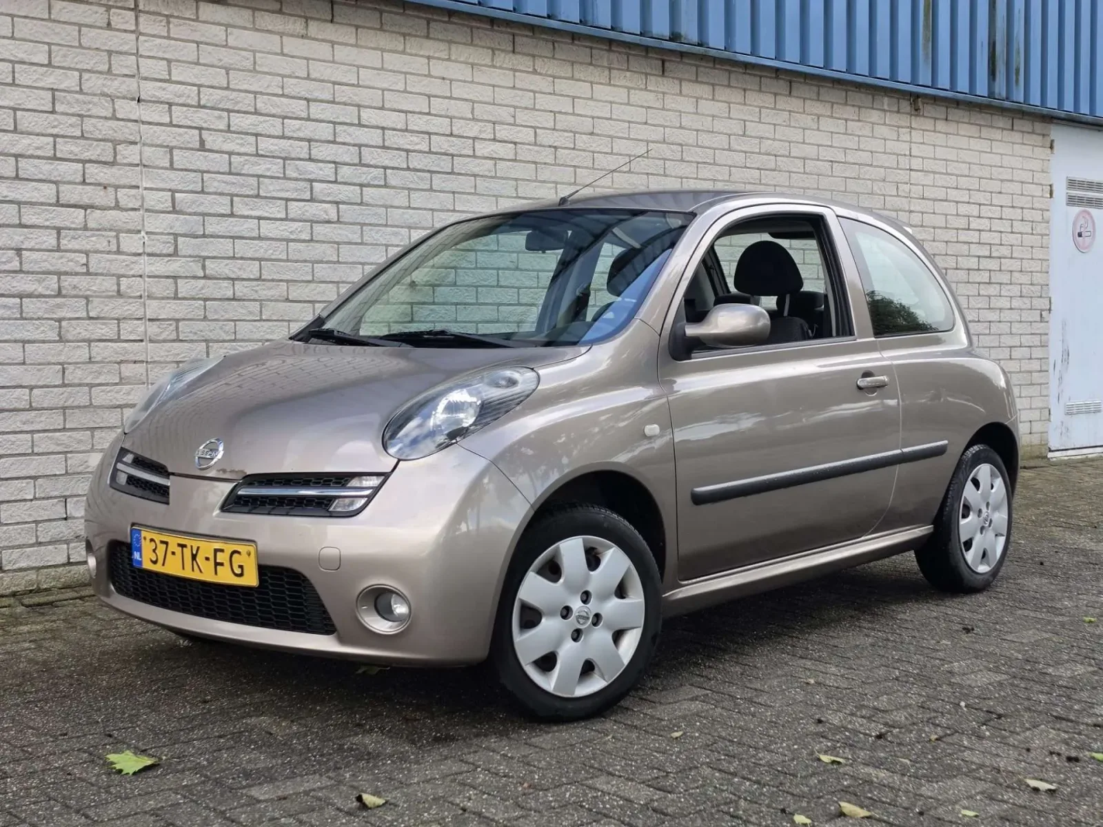 Nissan Micra (2006) — foto 1