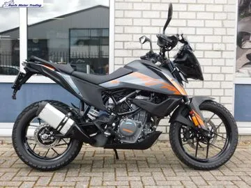 KTM 390 Adventure (2022) — foto 1