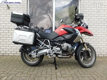 BMW R (2010) — foto 1