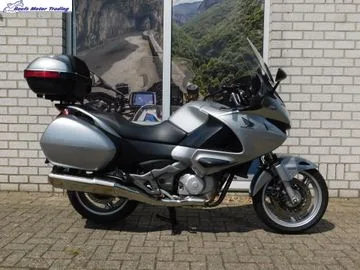 Honda NT 700 V Deauville (2008) — foto 1