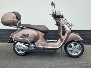 Piaggio GTS 300 IE touring -2017-Prachtige (2017) — foto 1