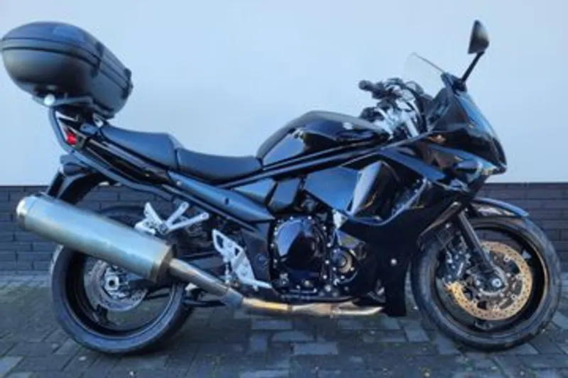 Suzuki GSX 1250 FA (2010)