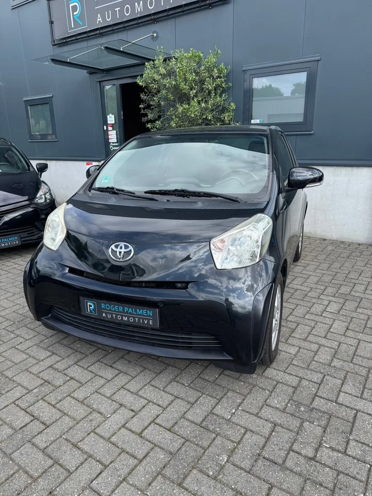Toyota iQ (2009) — foto 1