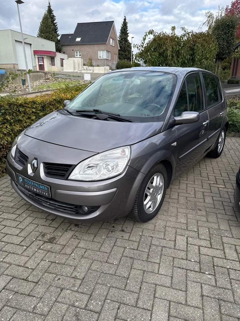 Renault Scénic (2008) — foto 1