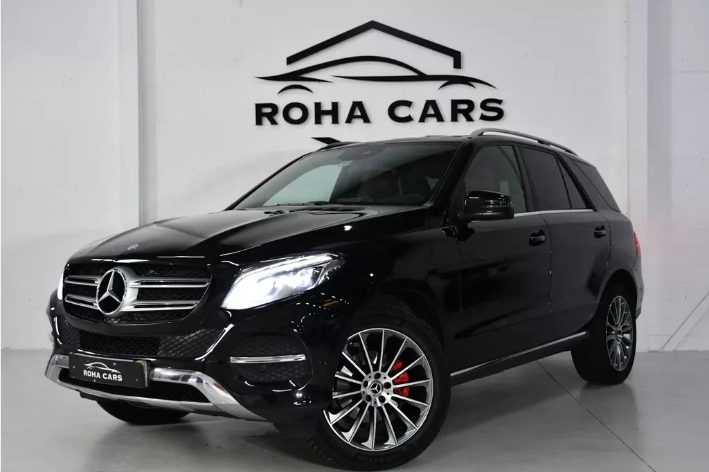 Mercedes-Benz GLE (2015) — foto 1