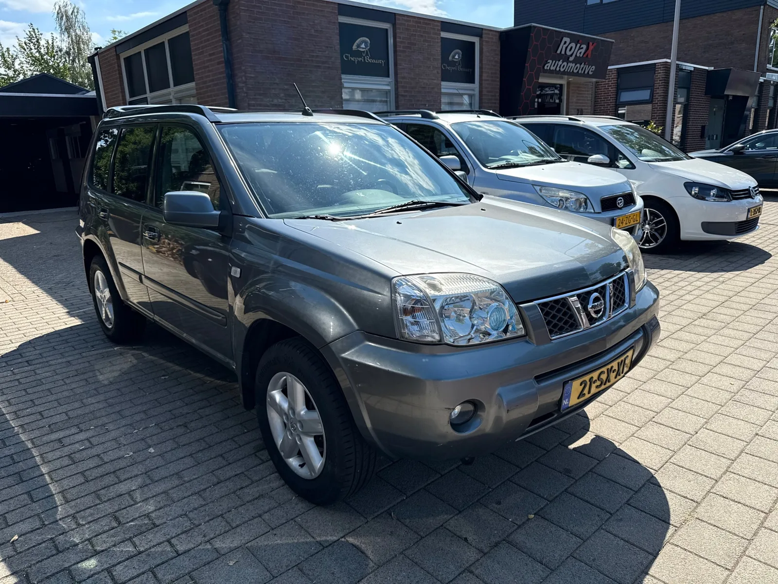 Nissan X-Trail (2006) — foto 1