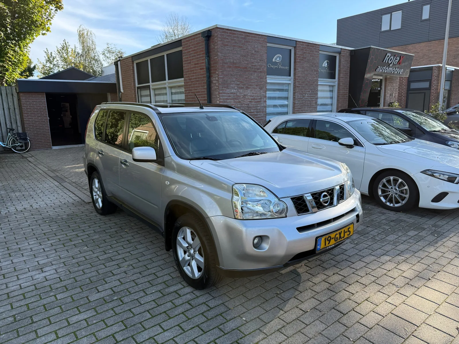 Nissan X-Trail (2008) — foto 1