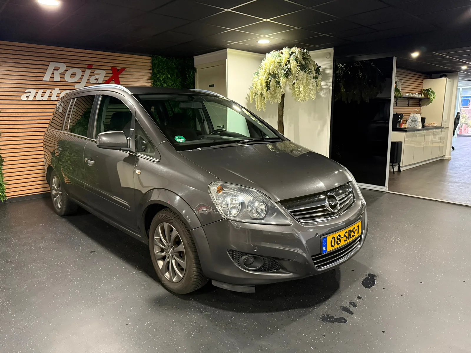 Opel Zafira (2011) — foto 1