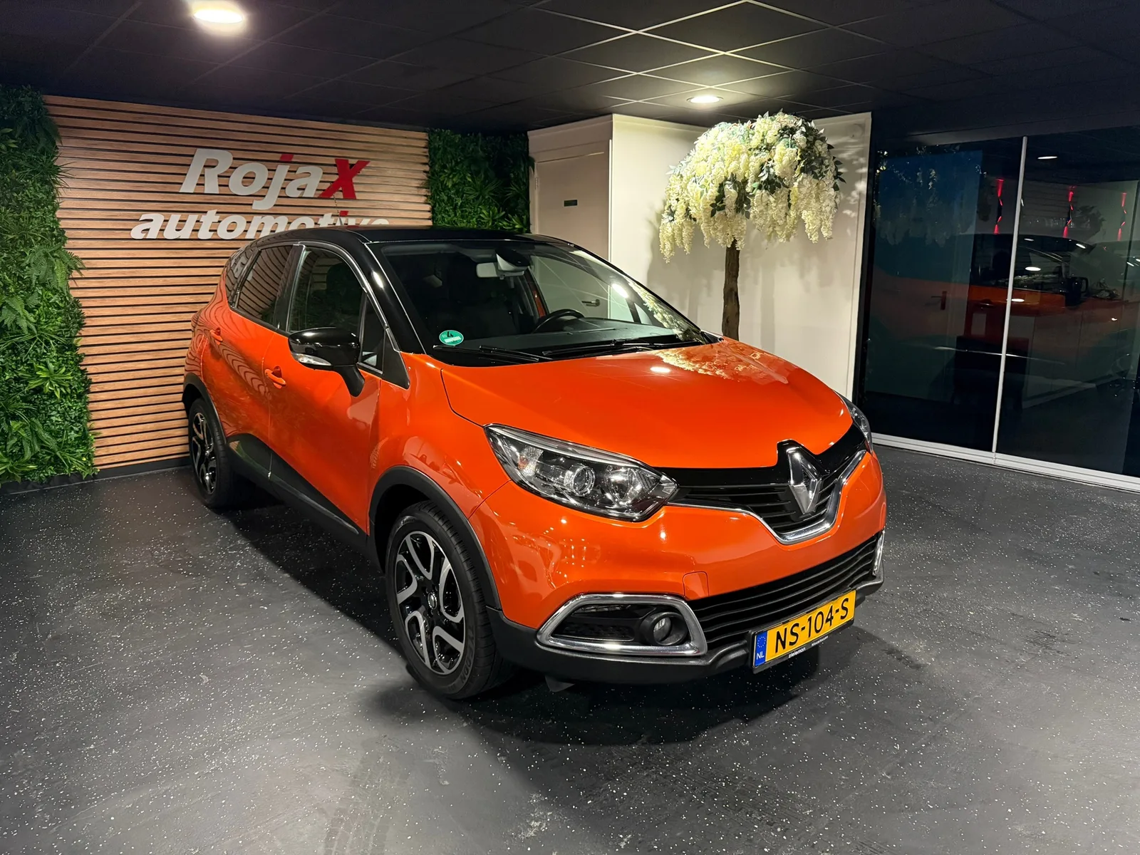 Renault Captur (2017) — foto 1